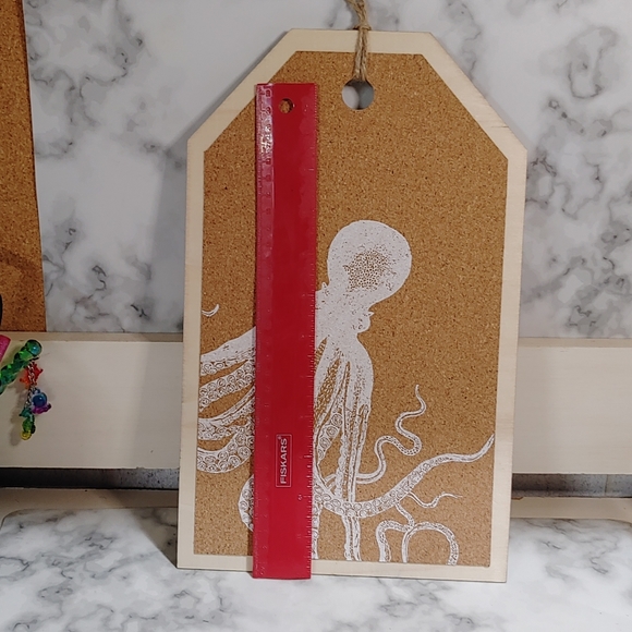 Octopus Decor Cork Board - Picture 3 of 4
